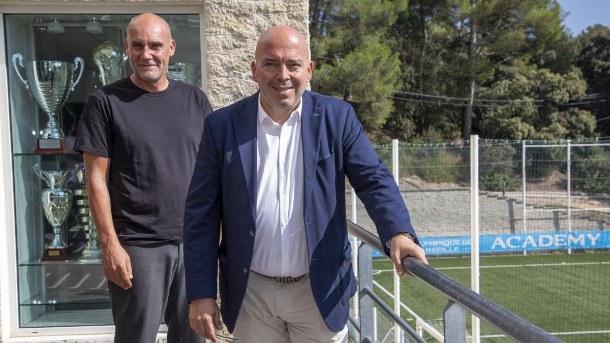OM se rastaje sa direktorom centra za obuku