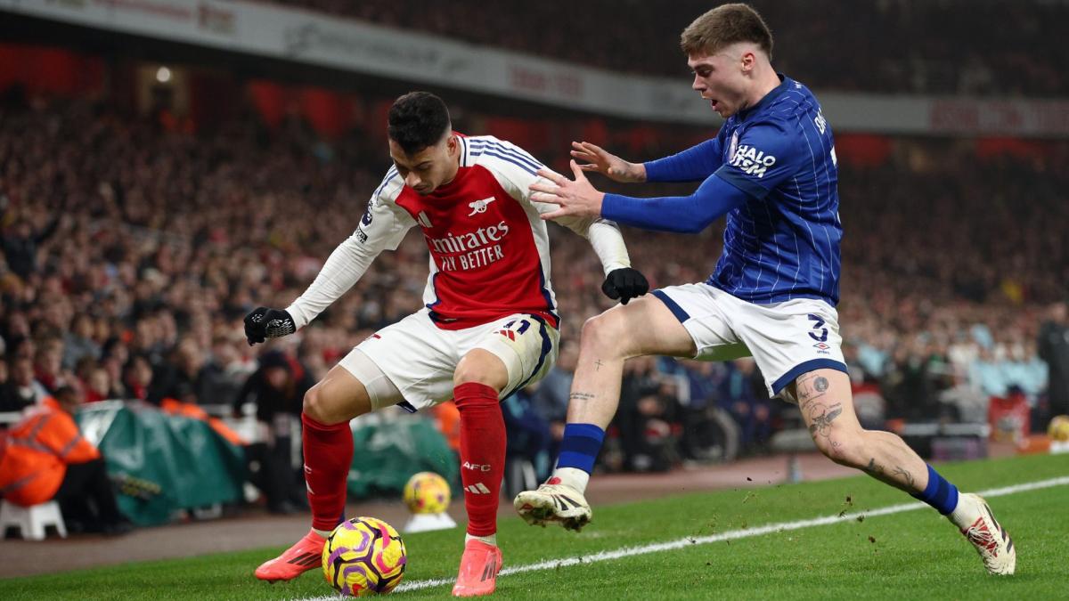 Premijer liga: Arsenal pobedio Ipsviцh da povrati 2. mesto