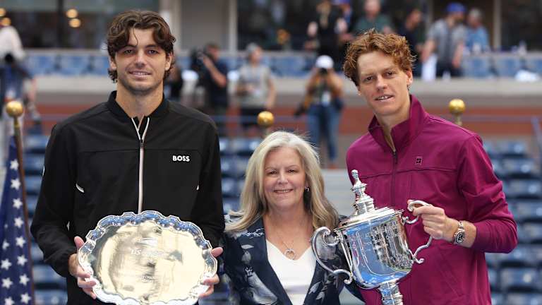 Pre nego što se pridružio USTA, Allaster je bio izvršni direktor VTA, i administrator u Tennis Canada.