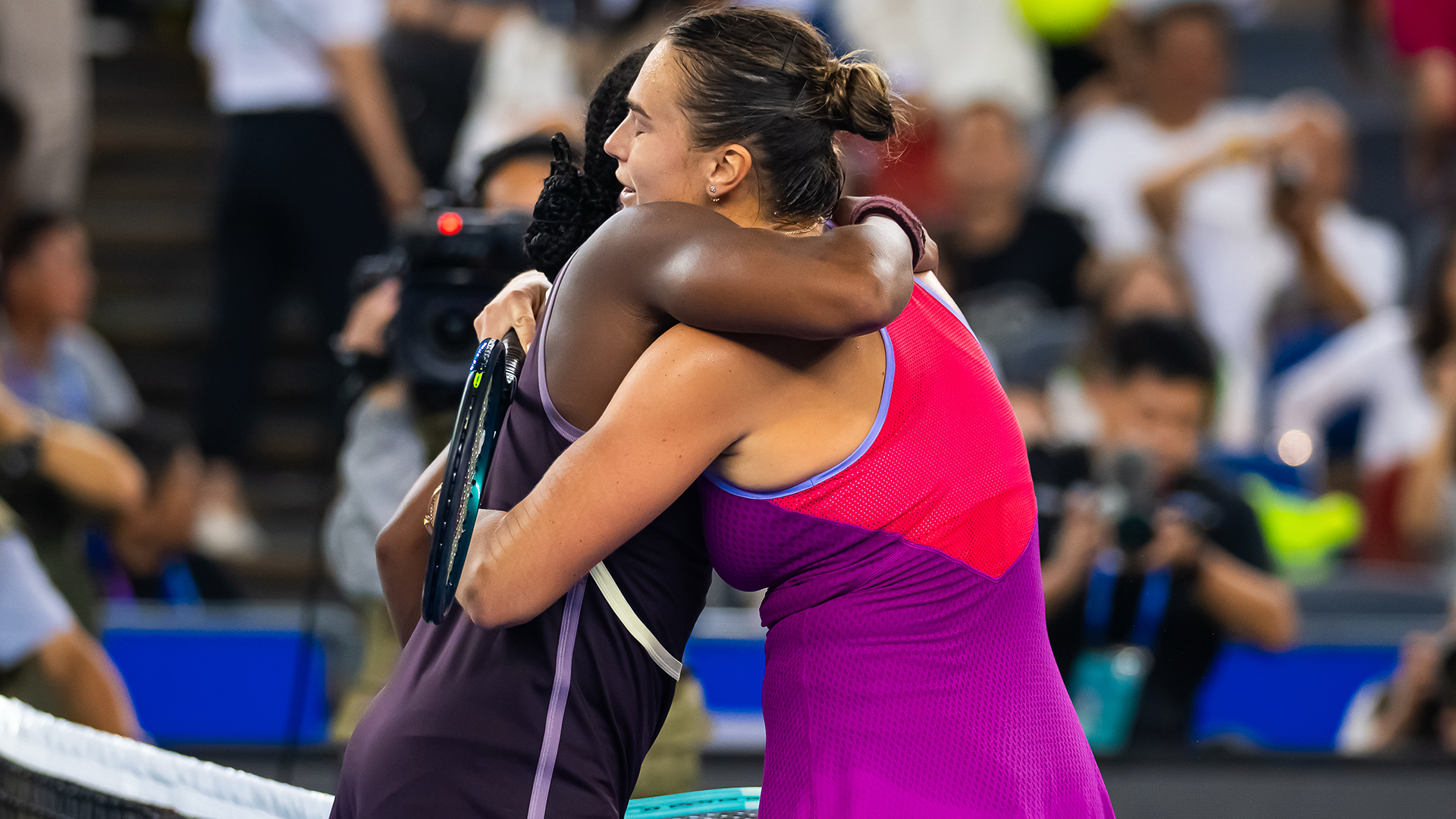 Top 5 najboljih citata 2024. godine, br. 4: Arina Sabalenka deli trenutak sestrinstva sa Coco Gauff u Vuhanu