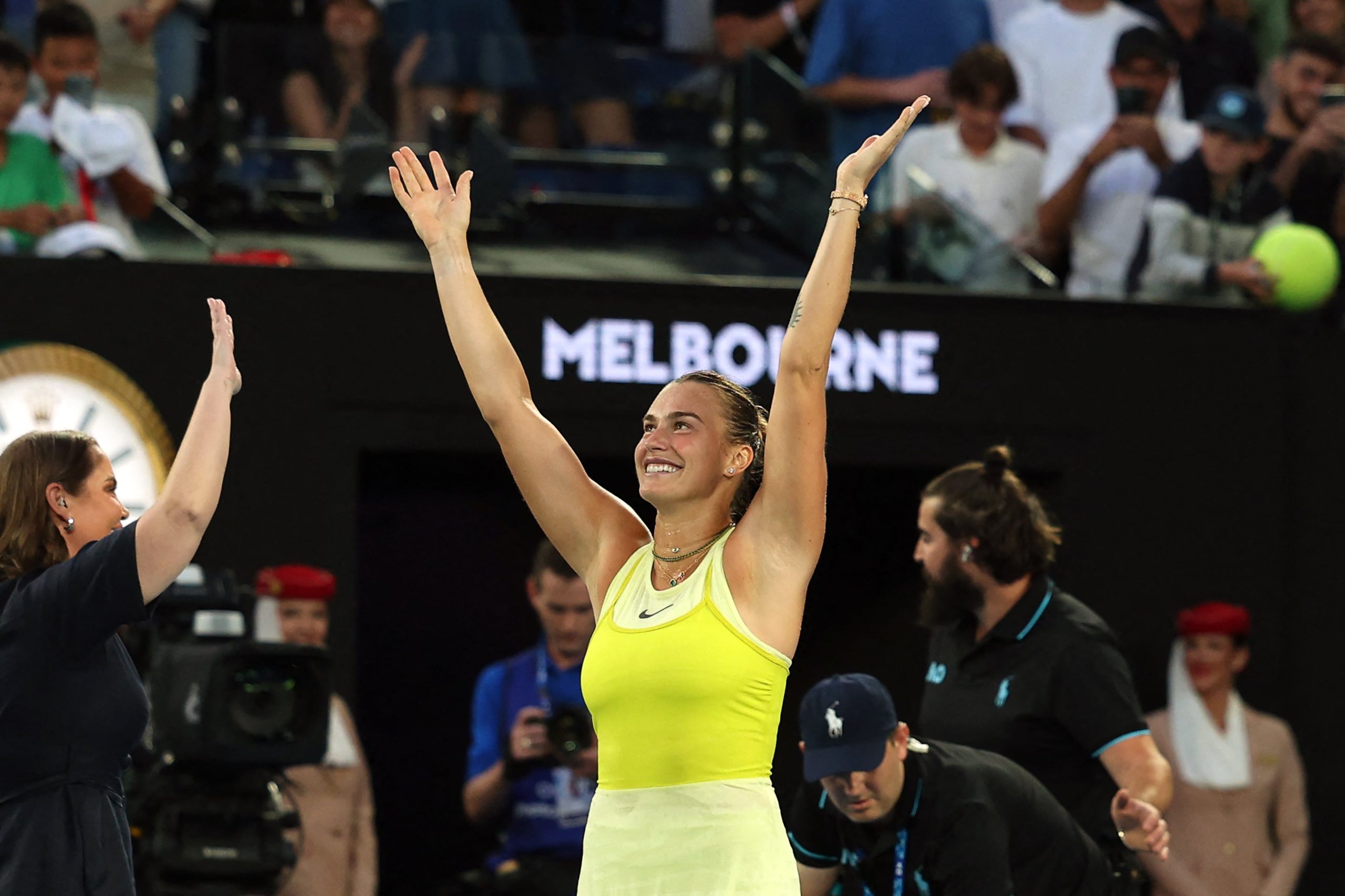 Arina Sabalenka predaje Sloane Stephens deveti uzastopni poraz dok zarađuje 15. uzastopnu pobedu na Otvorenom prvenstvu Australije