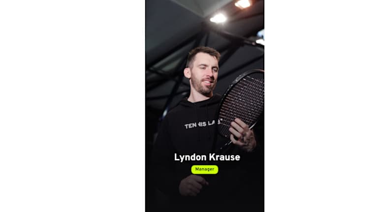 Lindon Krause je menadžer teniske laboratorije.