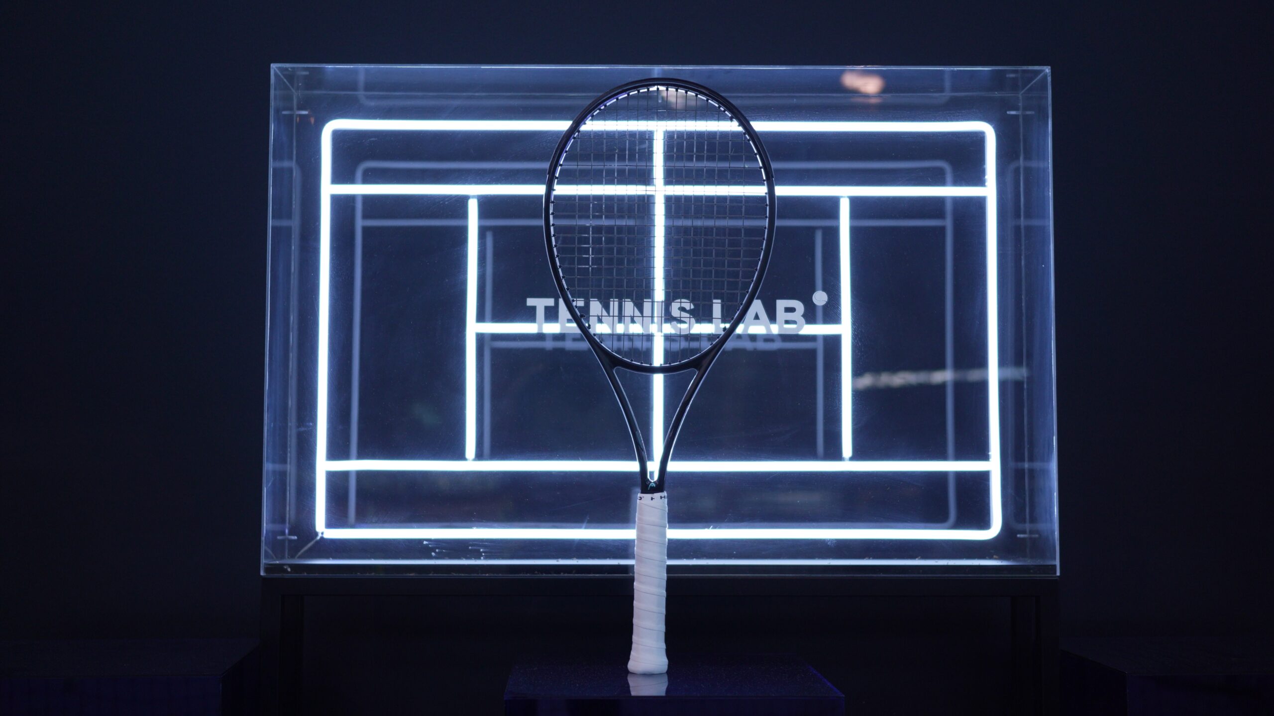 Tenis Lab uzima nagađanja od kupovine novog reketa