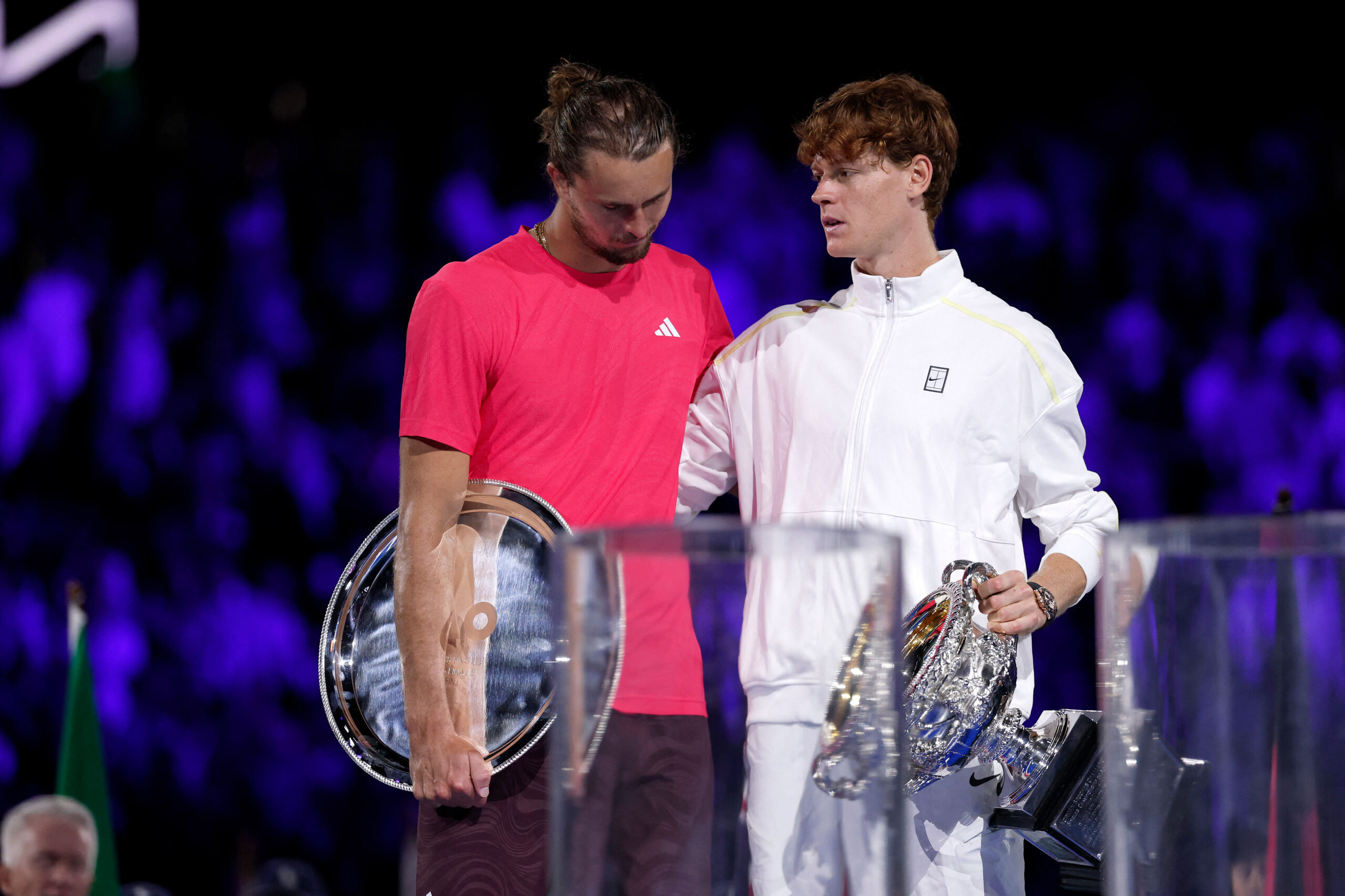 Aleksandar Zverev je otišao da kaže "Jednostavno nisam dovoljno dobar" dok Jannik Siner zadržava titulu Otvorenog prvenstva Australije