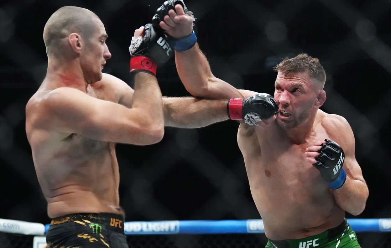 Dricus Du Plessis odbacuje ideju Seana Stricklanda za stojeću tuču na UFC 312