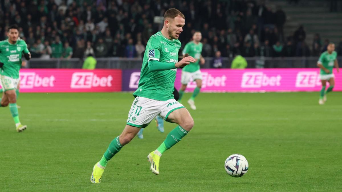 Irvin Cardona će se vratiti na pozajmicu u Saint-Etienne