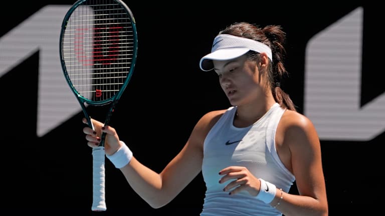 Tenis Raducanu Gledalac izbačen