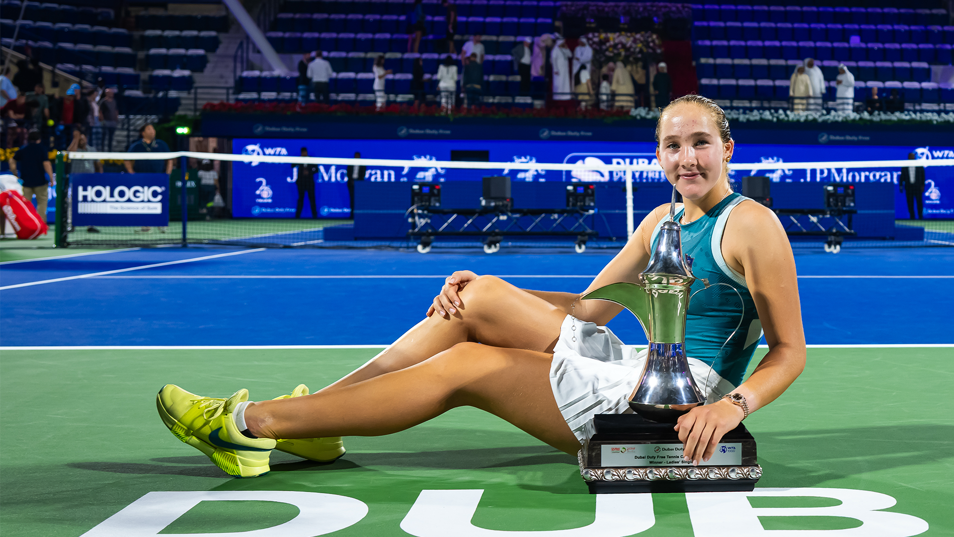 Citat dana: Dubai šampion Mirra Andreeva premlada za šampanjac