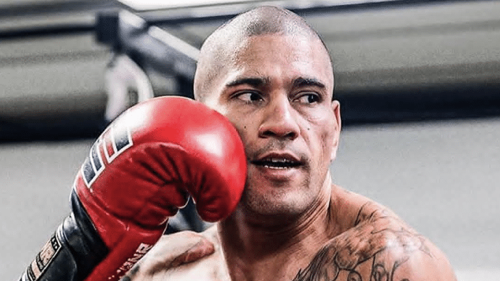 Alek Pereira Spars Reper Akcija Bronson