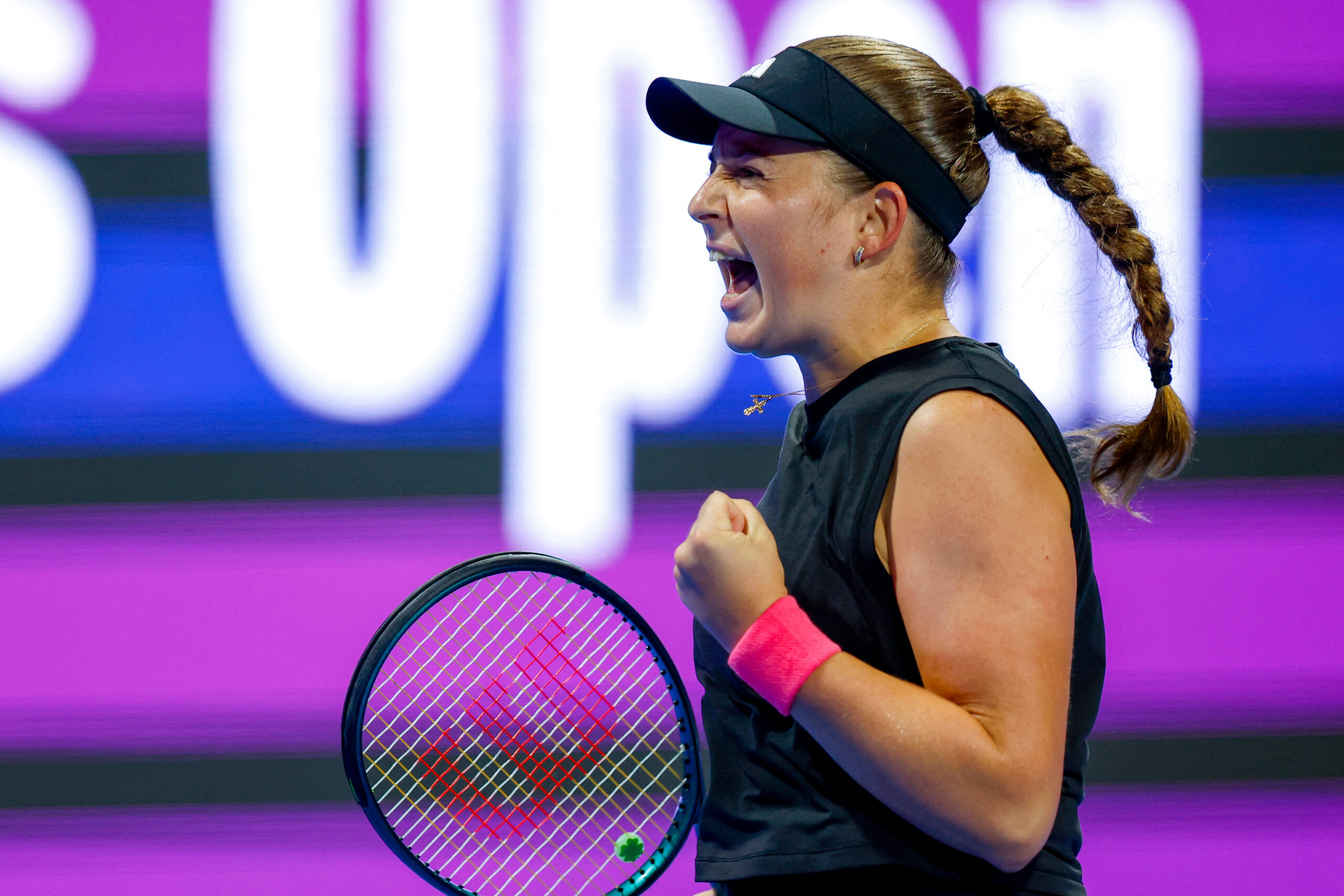 Jelena Ostapenko pobedila Igu Sviatek u polufinalu Dohe