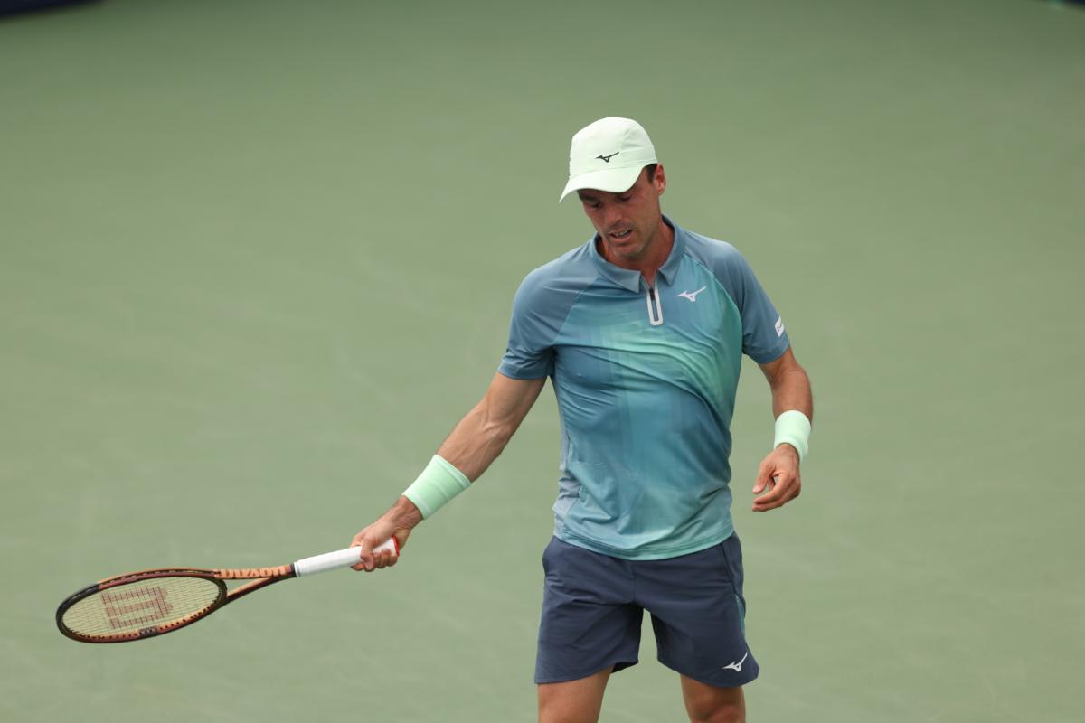 Roberto Bautista pada od Halis u kolu 16 ATP 500 u Dubaiju