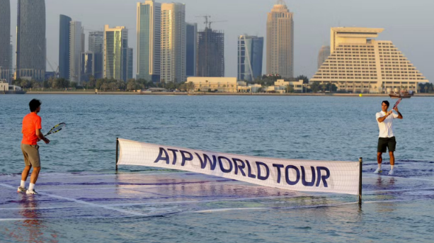Federer i Nadal, u zalivu Doha, 2011. godine.