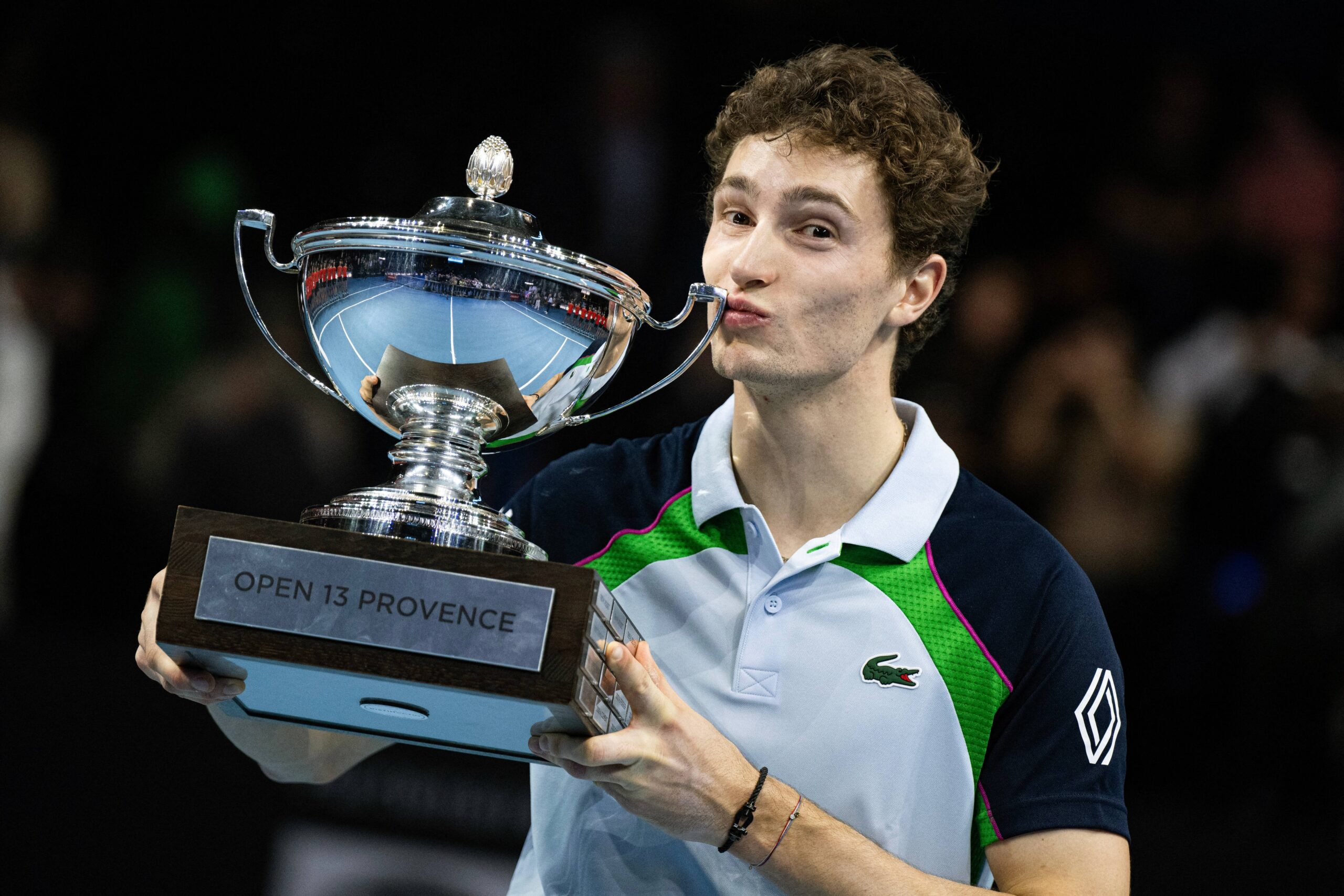 To je as! Francuz Ugo Humbert uživa u savršenoj servisnoj igri na putu do pobede u Marseju