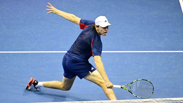 Michelsen je pobedio Vu Tung-Lin, 7-6 (4), 6-3, u drugom meču od četiri tokom kvalifikacija za Dejvis kup.