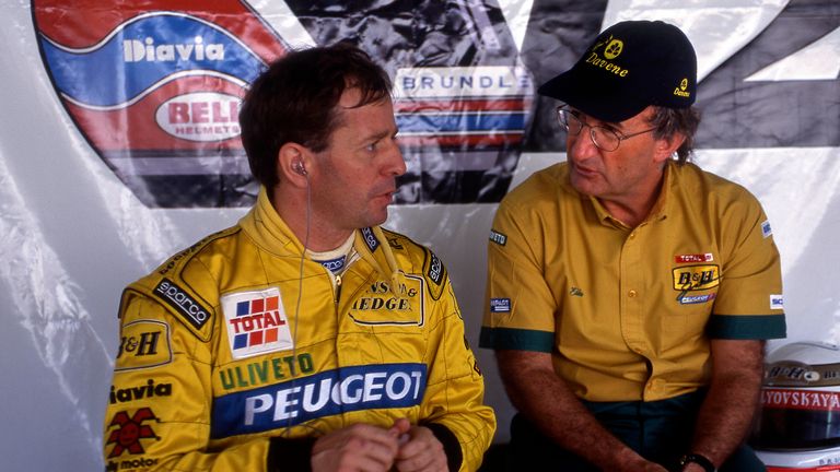 Martin Brundle je vozio za Veliku nagradu Jordana 1996. godine u svojoj poslednjoj F1 sezoni