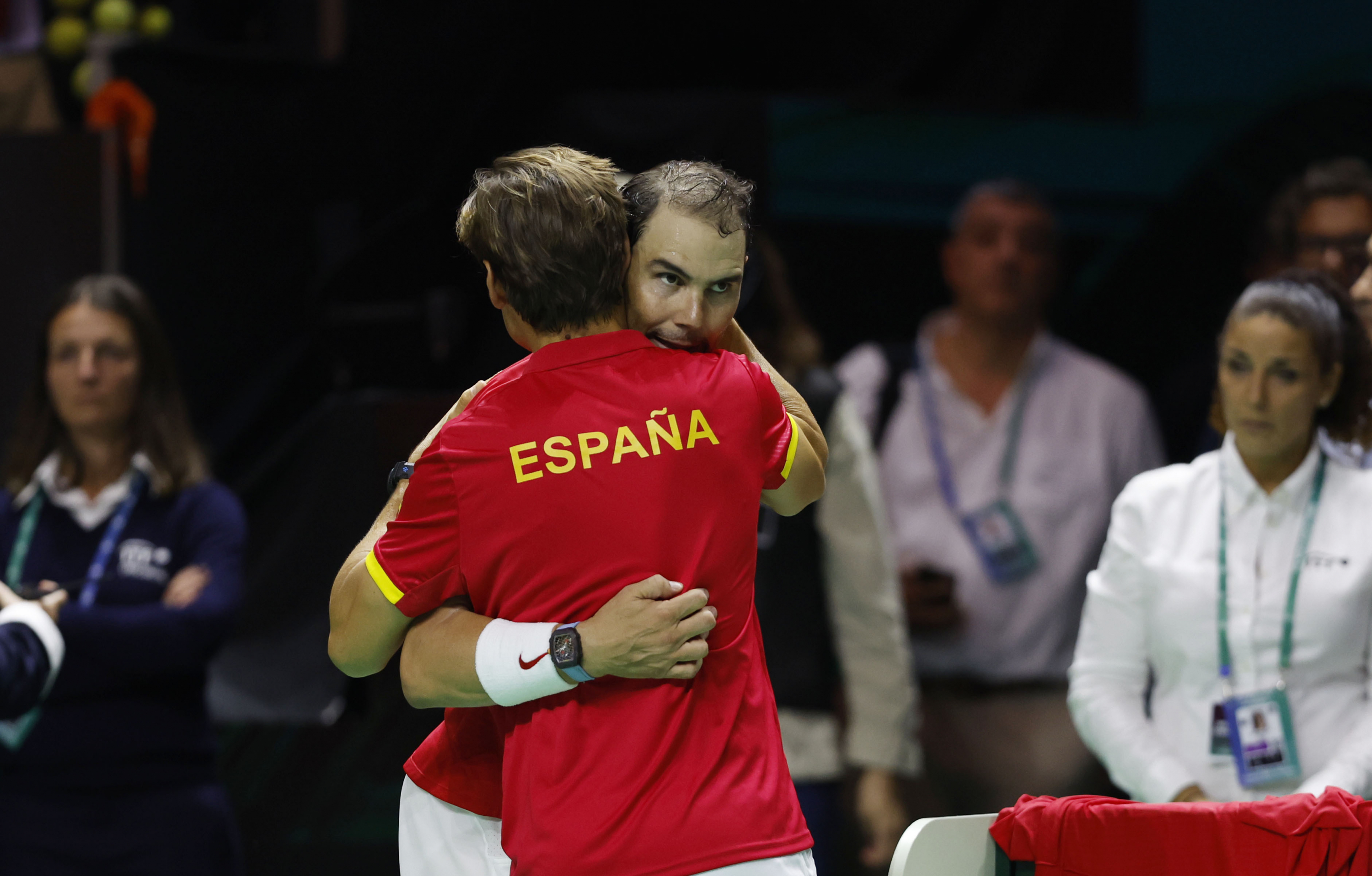 Nadal zagrlio Davida Ferrera na kraju meča