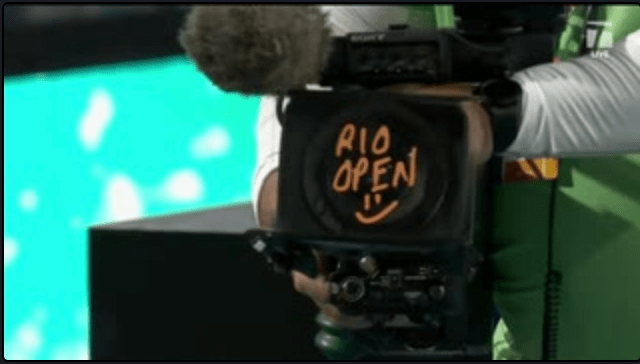 Alek de Minaur uverava da nema loših namera sa potpisom kamere "Rio Open"