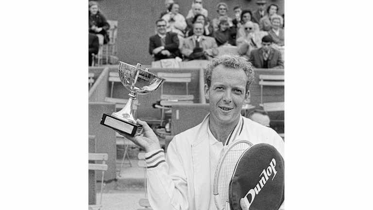 Tenis Obit Stolle