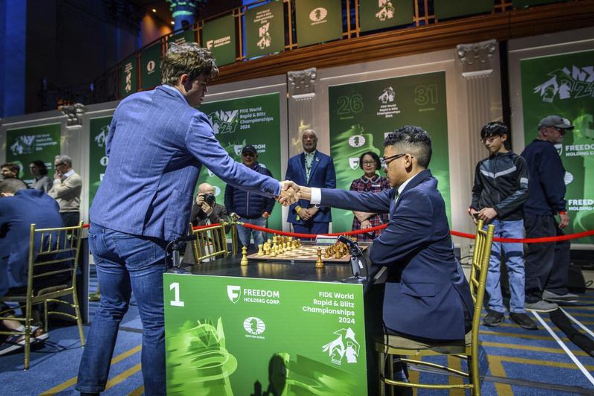 Carlsen, sa kaubojima