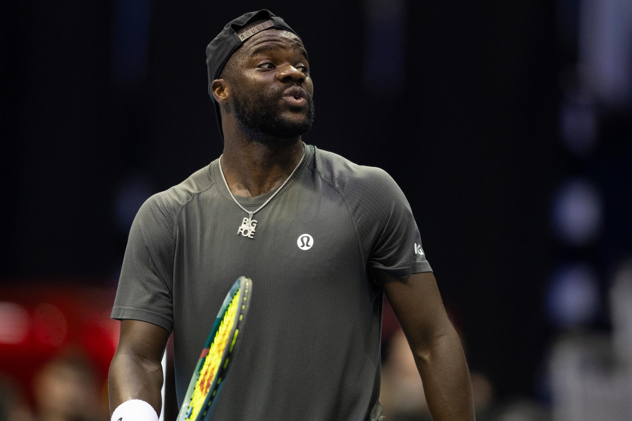 Frances Tiafoe nosio Eagles šešir oko Indijan Vels nakon što je izgubio opkladu na Tommi Paul