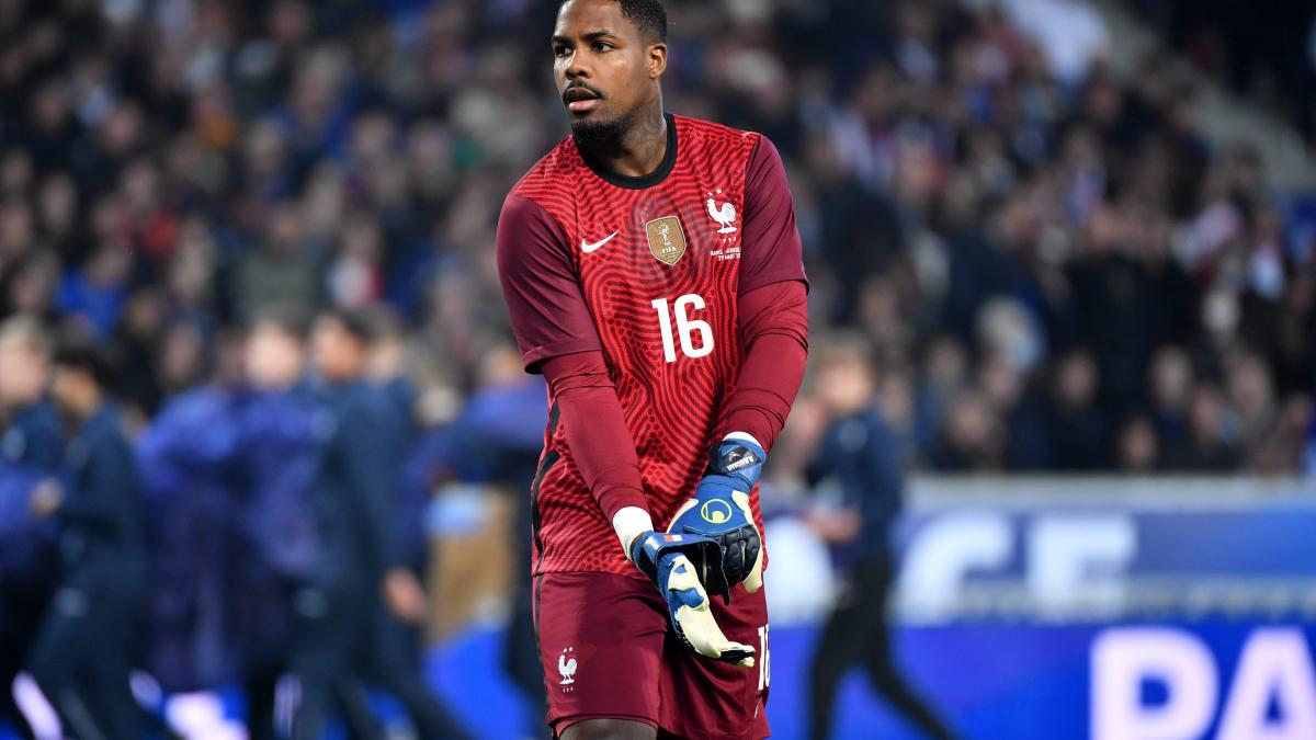 Od Milana do Les Bleus, paradoks Mike Maignan