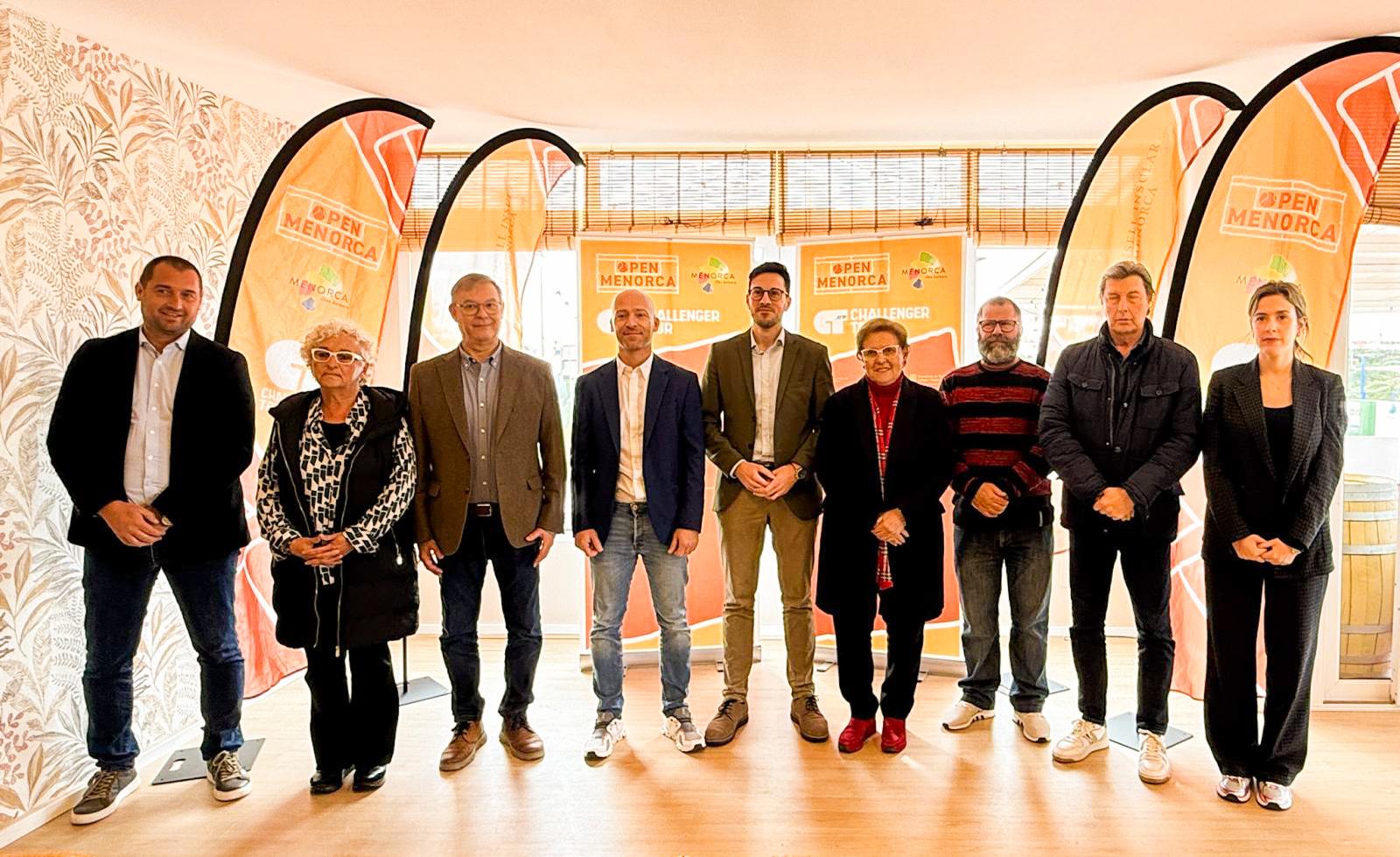 Toni Capo, Ana Vilafranca, Llorenc Ferrer, Adolfo Vilafranca, Joan Pons Torres, Elsa Pons, Miguel Ametller, Javier Soler i Edi Bentivegna