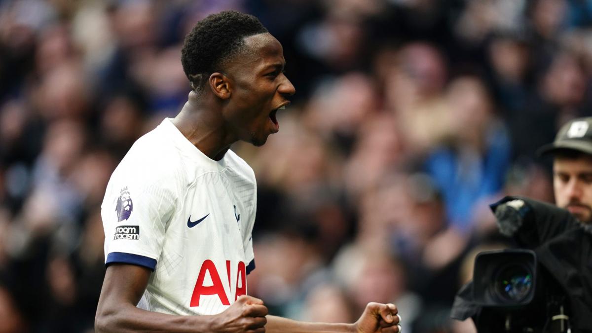 Pape Matar Sarr je Christophe Jallet nalik gol na neuspelom krstu