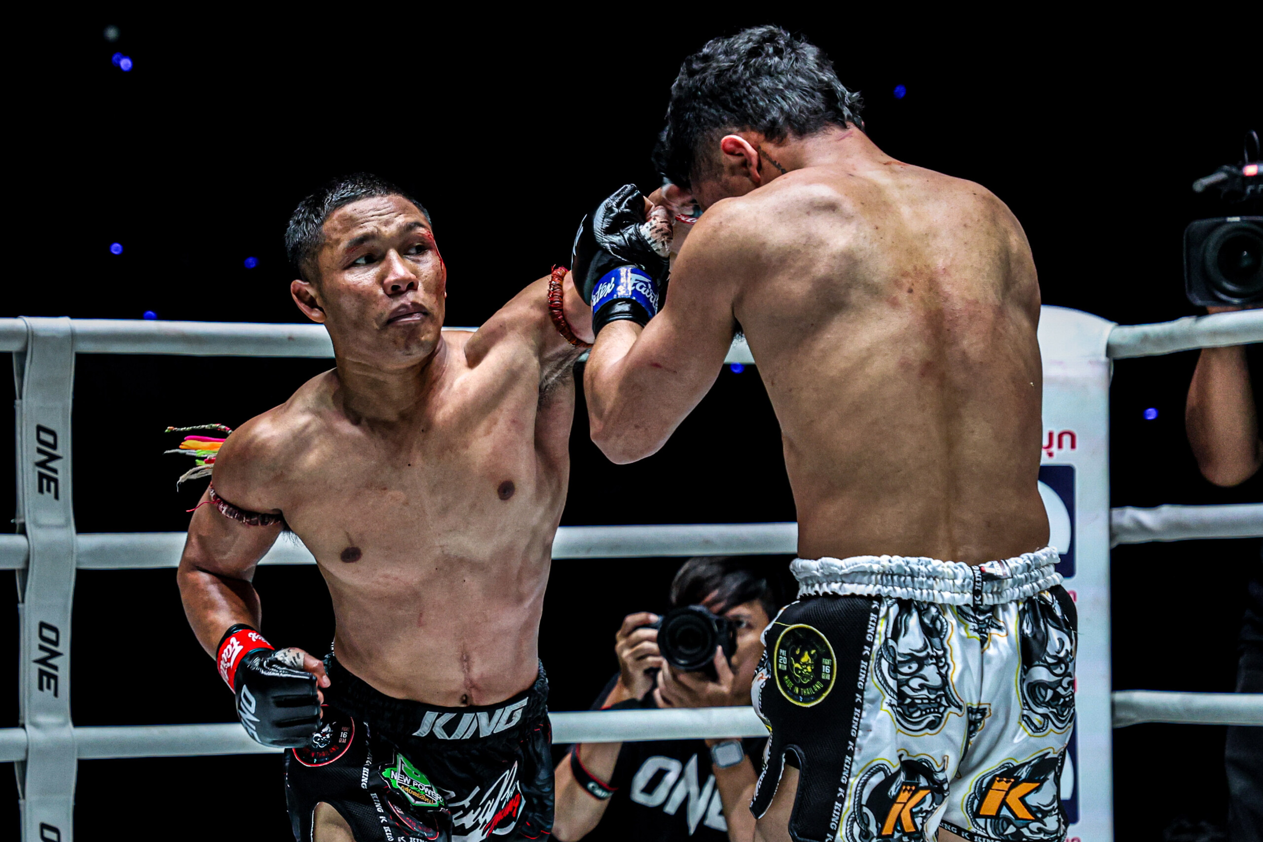 Rambong Sor Therapat Patakake Sinbimuaythai ONE Friday Fights 90 26
