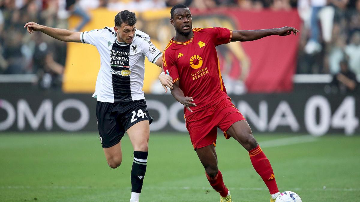 Roma: Evan N'Dicka u McDonald'su sa navijačima!