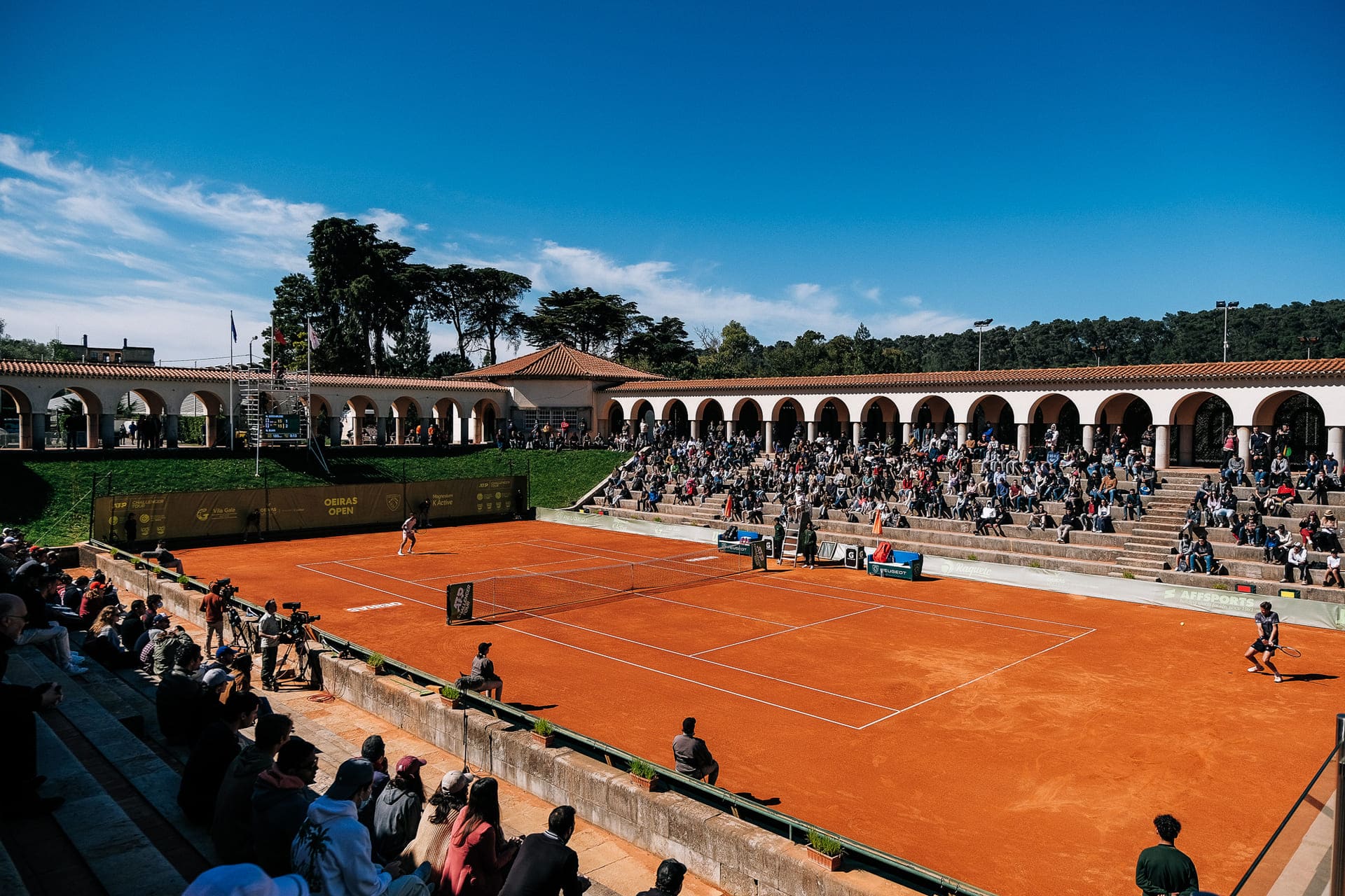 Oeiras Open, koji je Karlos Alkaraz osvojio pre četiri godine, ima jedan od najlepših Centralni tereni na svetu