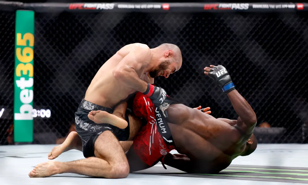 Bivši UFC kandidat Muhammad Mokaev deli mišljenje o Dana Vhite