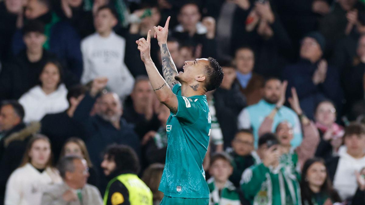 Real Betis: sportski direktor daje veliku najavu o Antoniju