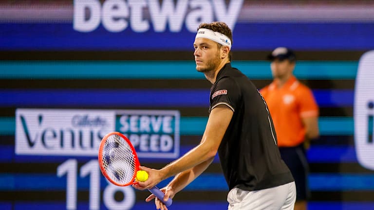 Tejlor Fritz podržava liniju Head Radical