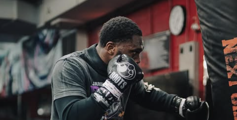 VBA podiže Ennisa na Super šampiona, naređuje odbranu od Giiasova