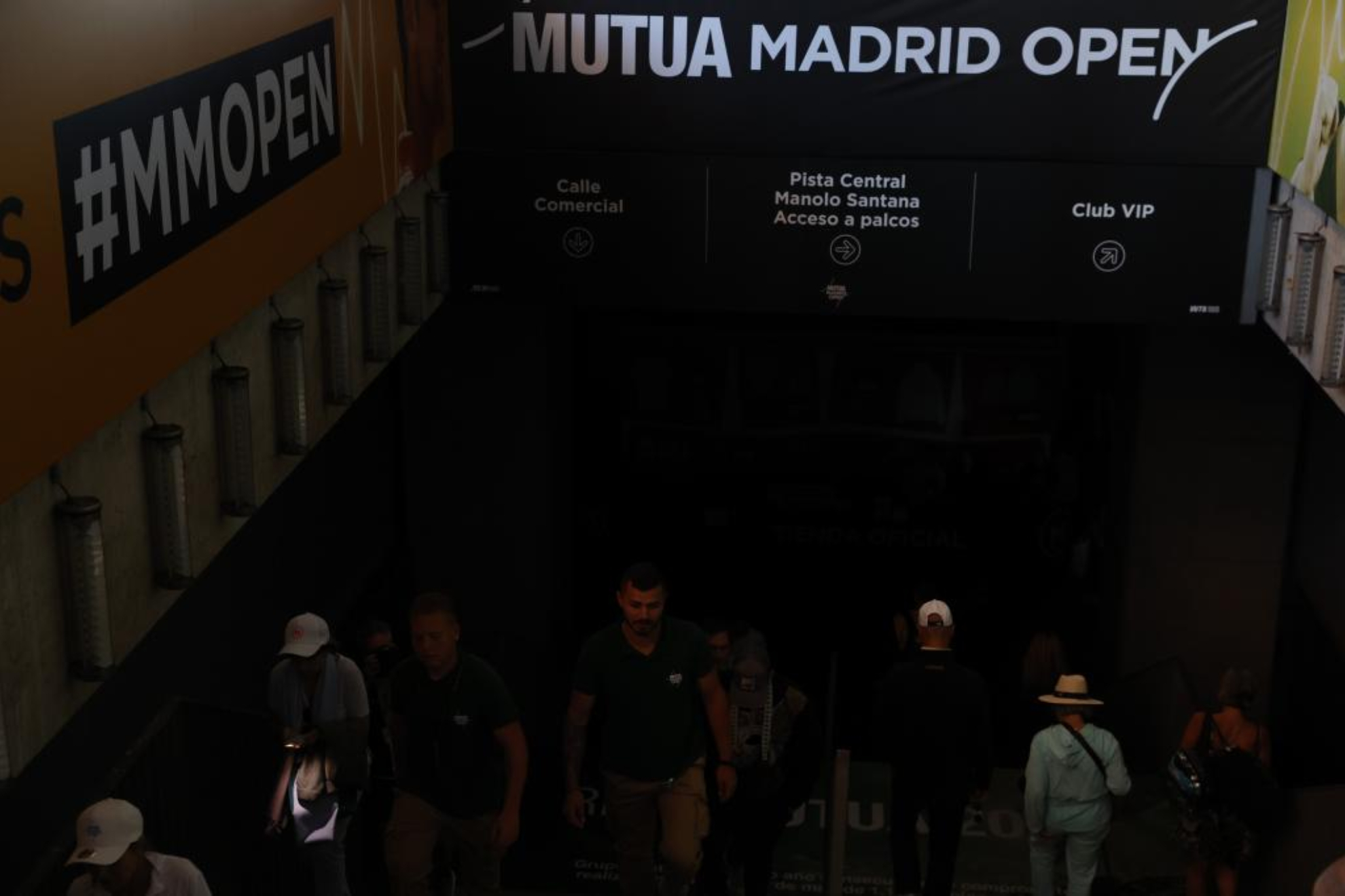 Učesnici Mutua Madrid Opena napuštaju objekte Caja Magica zbog nestanka struje