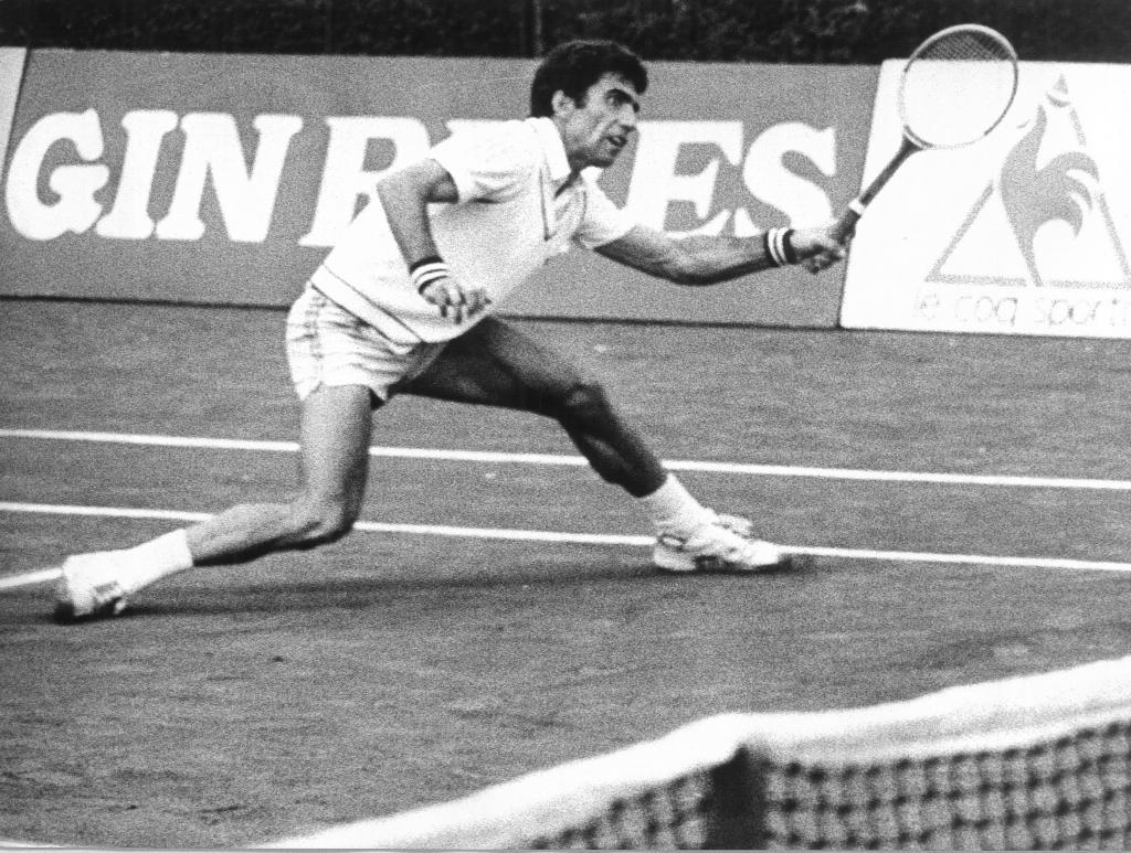 Manuel Orantes