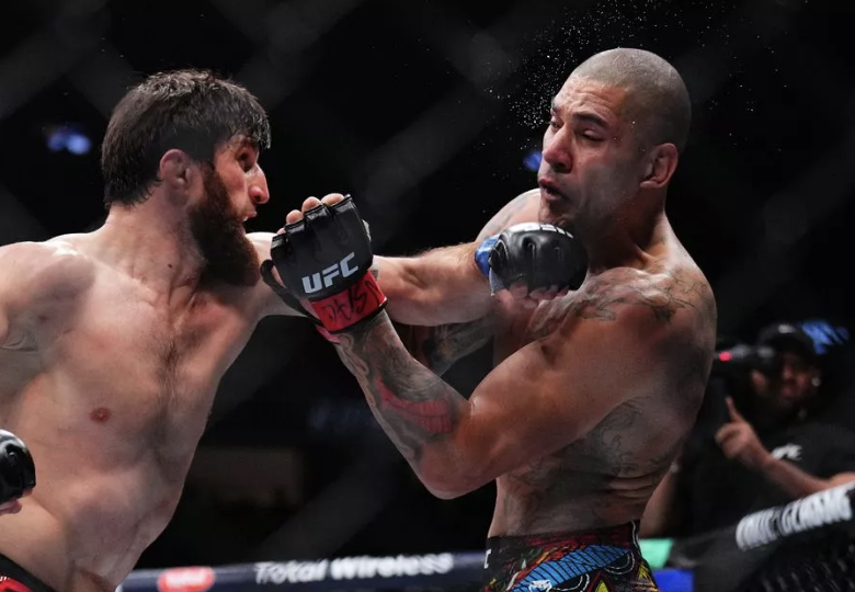 Akalaev tvrdi da mu je ponuđen revanš Pereira na UFC 317