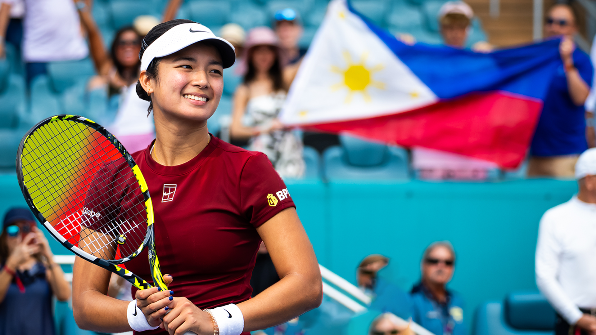 Aleksandra Eala razgovara sa 🇵🇭 filipinskim navijačima, u stilu Šarapove uoči debija u Rimu