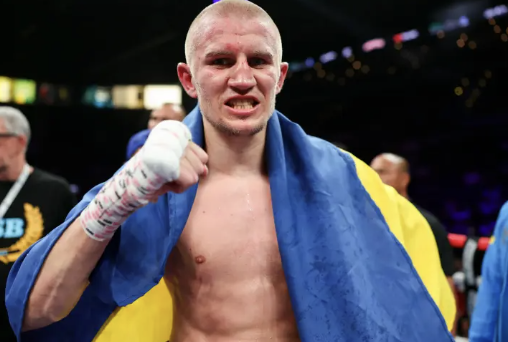 Bohachuk pobedio Foksa jednoglasnom odlukom