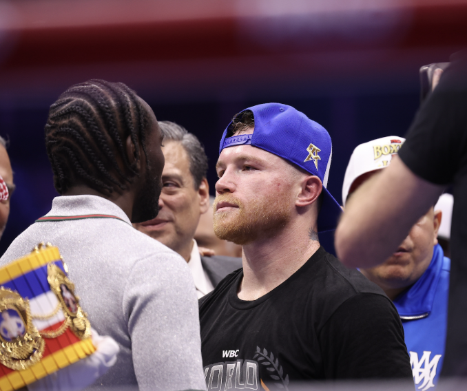 Dana Vhite za promociju Canelo vs. Crawford