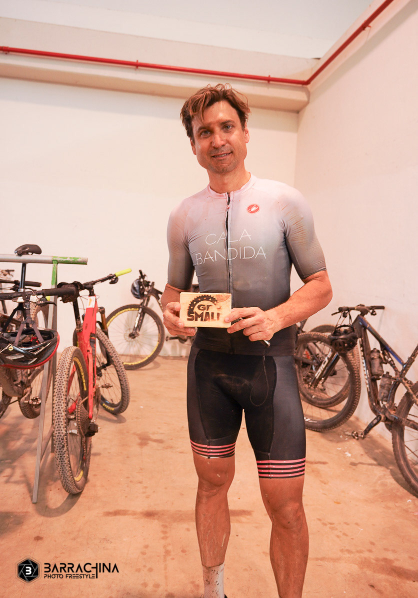 David Ferrer, sa trofejem Stone Giant 2025.