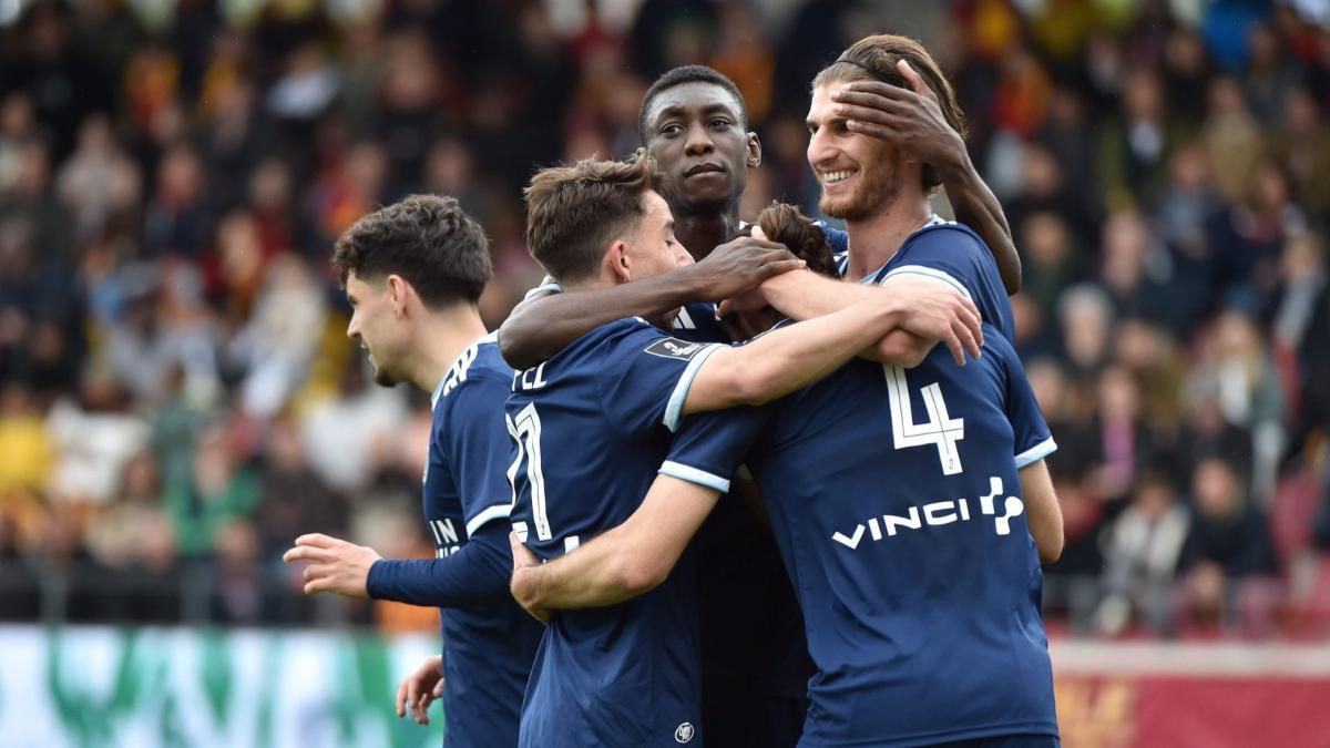 Ninho otkriva kako je saznao za uspon Paris FC tokom svog koncerta