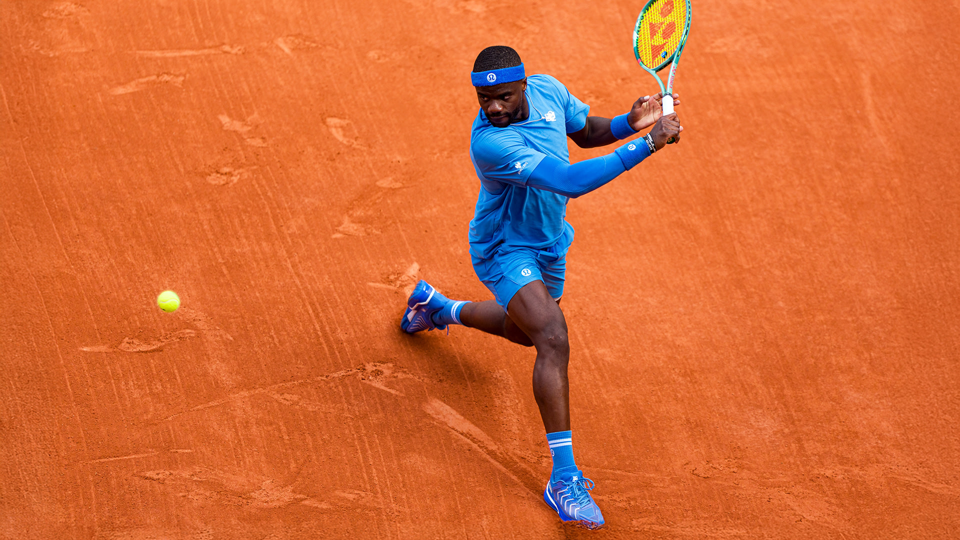 Stilski vodič: Frances Tiafoe donosi "zabavu na bazenu" - i njegovu A-igru - na Rolan Garos