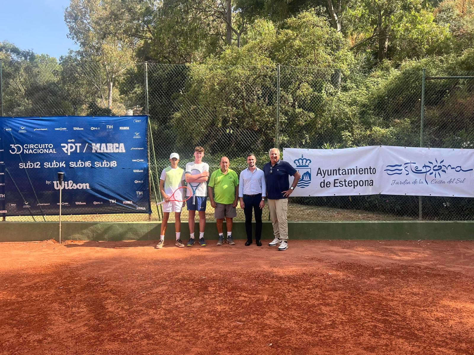 Šampion i finalista do 16 godina