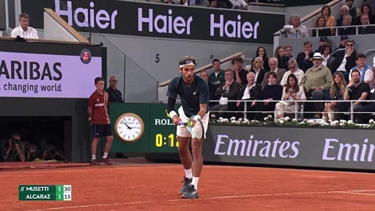 Alkaraz potpisuje ruku velikog finala sa Musettijevom predajom