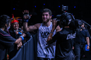 Nikolas Vinja Džabir Džabrailov ONE Fight Night 32 1