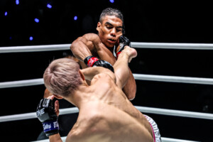 Johan Estupinan Taiki Naito ONE Fight Night 32 43