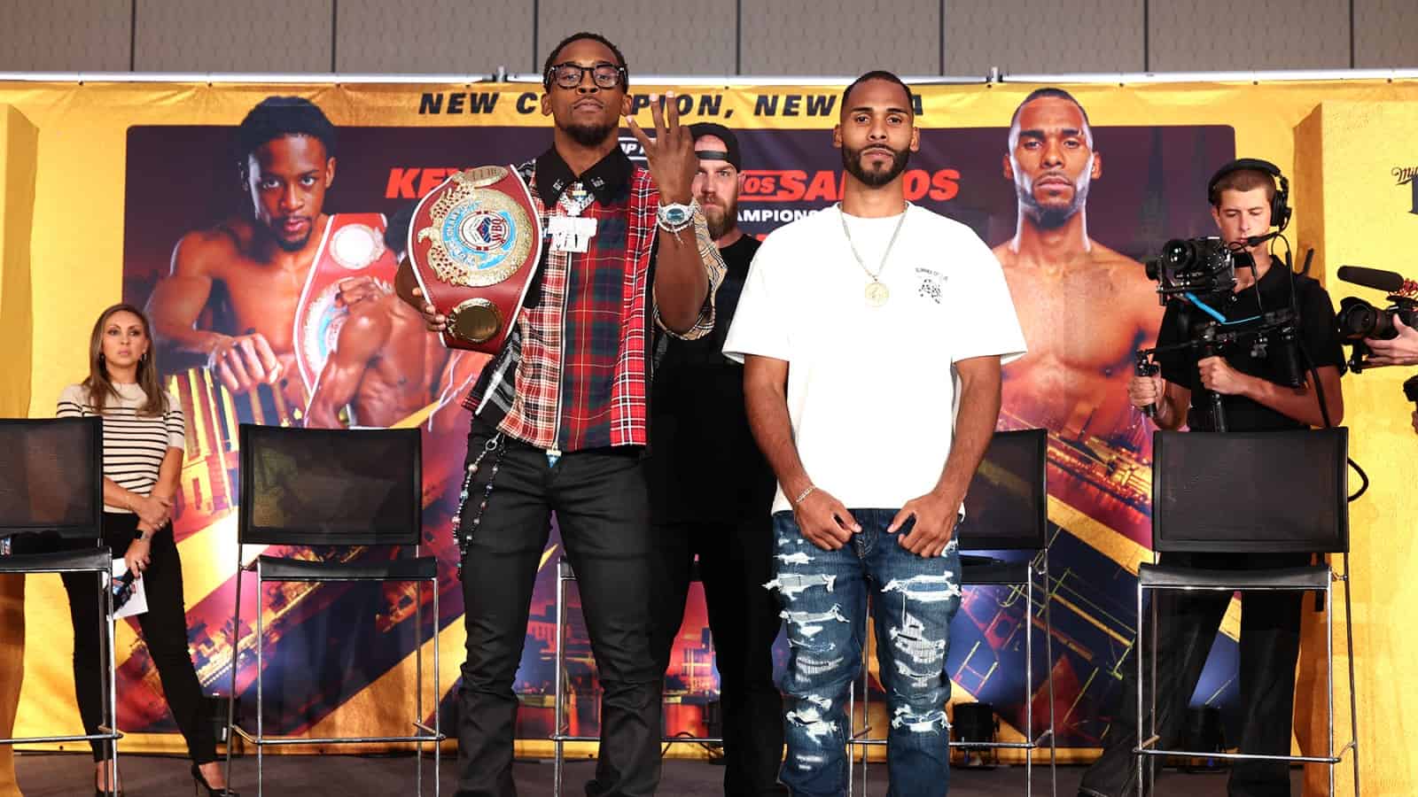 Keishon Davis duva težinu za 4.3lbs, gubi titulu