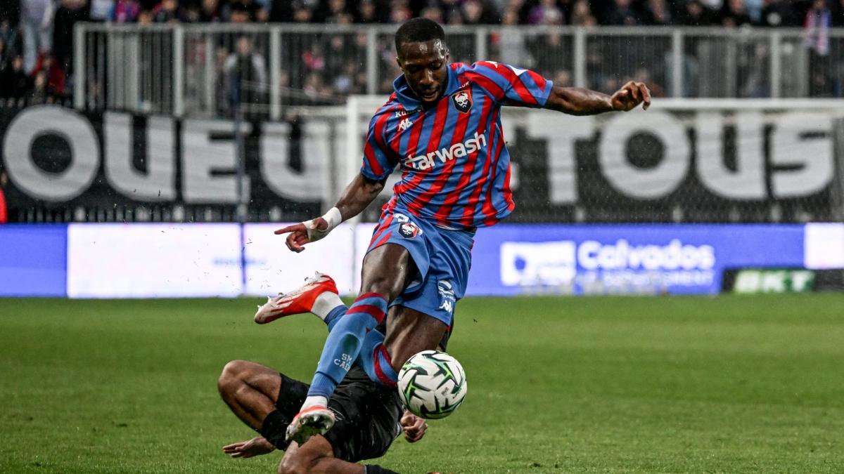 Lamine Si znaci za Auxerre
