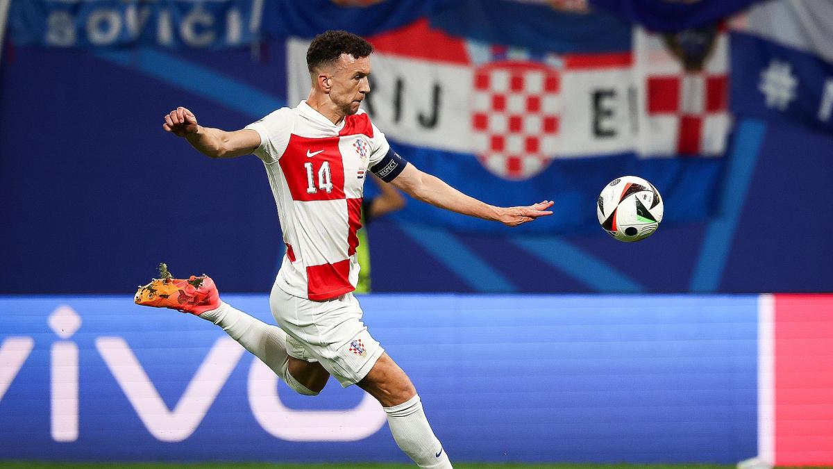 PSV kontranapad Barsa za Perišića